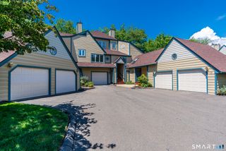 13 L Hermitage Drive 13, Shelton, CT 06484