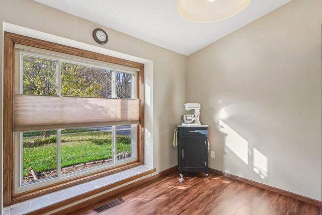 1006 S Division Street, Waunakee, WI 53597