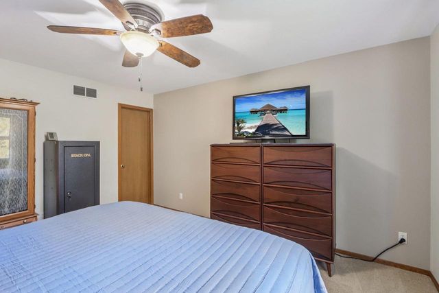 1006 S Division Street, Waunakee, WI 53597