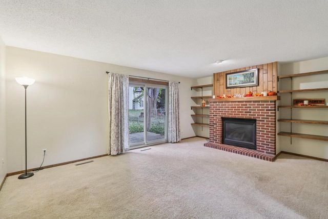 1006 S Division Street, Waunakee, WI 53597