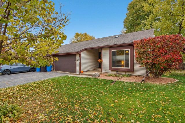 1006 S Division Street, Waunakee, WI 53597