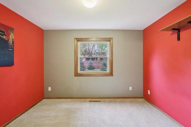 1006 S Division Street, Waunakee, WI 53597