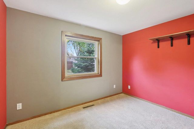 1006 S Division Street, Waunakee, WI 53597