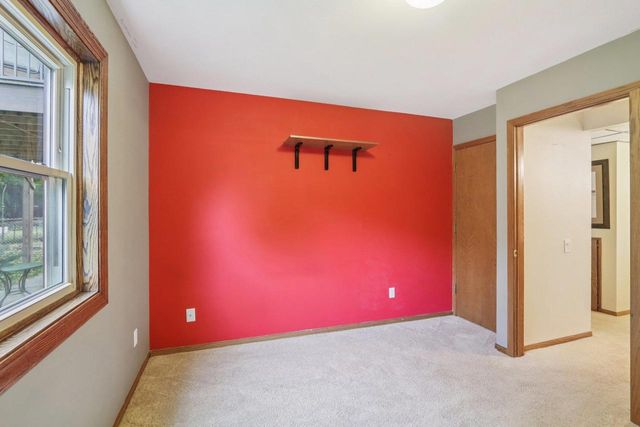 1006 S Division Street, Waunakee, WI 53597