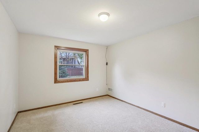 1006 S Division Street, Waunakee, WI 53597