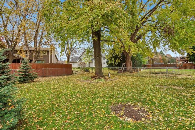 1006 S Division Street, Waunakee, WI 53597