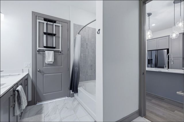 2700 Old Denton Road 2272, Carrollton, TX 75007