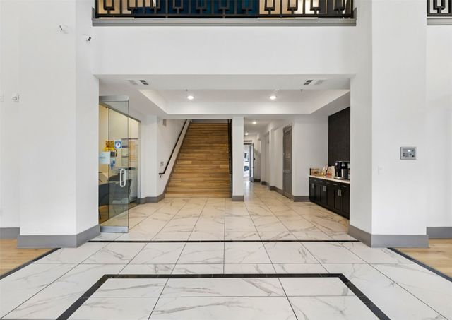 2700 Old Denton Road 2272, Carrollton, TX 75007