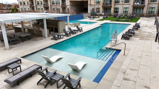 2700 Old Denton Road 2272, Carrollton, TX 75007