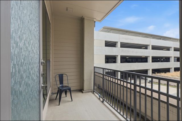 2700 Old Denton Road 2272, Carrollton, TX 75007