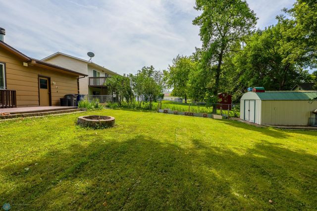 1813 29th Street Circle S, Moorhead, MN 56560