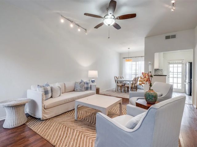 3904 Rawlins Street 110, Dallas, TX 75219