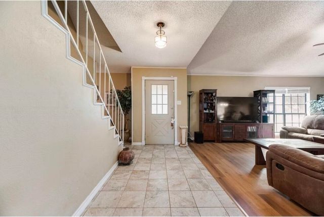 1022 Melissa Lane, Garland, TX 75040