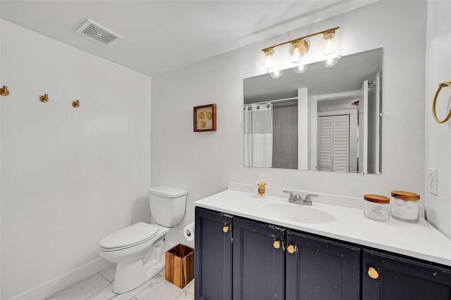 117 GARDENS Drive 204, Pompano Beach, FL 33069