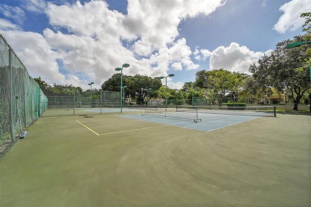 117 GARDENS Drive 204, Pompano Beach, FL 33069