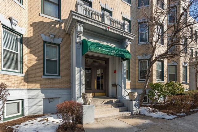 88 Gordon St. 304, Boston, MA 02135