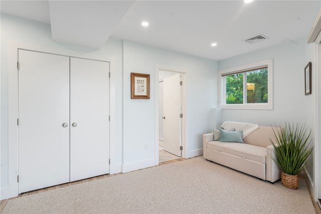 117 Indian Avenue, Portsmouth, RI 02871