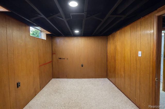 24245 Prairie Lane, Warren, MI 48089