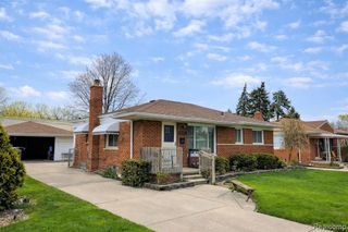 24245 Prairie Lane, Warren, MI 48089