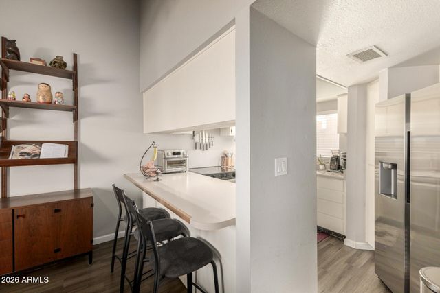 917 S HACIENDA Drive, Tempe, AZ 85281