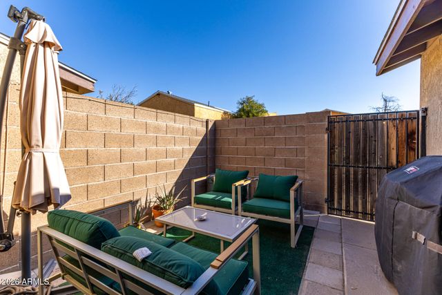 917 S HACIENDA Drive, Tempe, AZ 85281