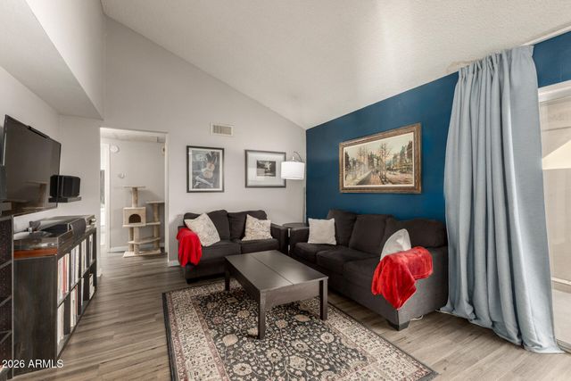 917 S HACIENDA Drive, Tempe, AZ 85281