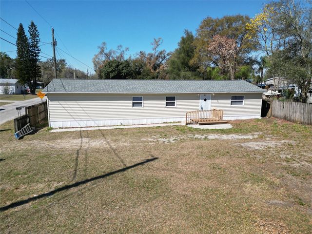 901 S KINGSWAY ROAD, Seffner, FL 33584