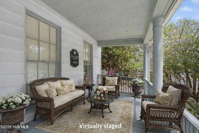 301 E Moore Street, Southport, NC 28461