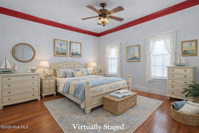 301 E Moore Street, Southport, NC 28461