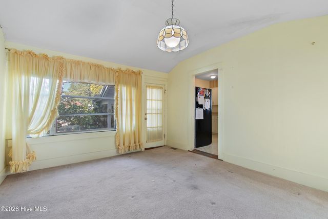 301 E Moore Street, Southport, NC 28461