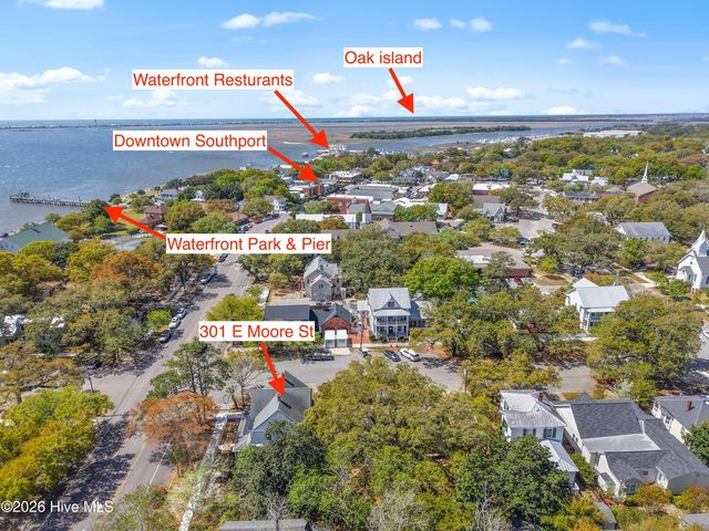 301 E Moore Street, Southport, NC 28461