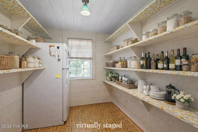 301 E Moore Street, Southport, NC 28461