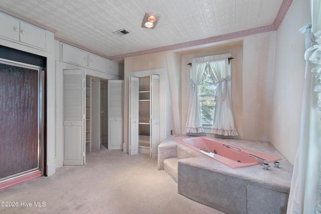 301 E Moore Street, Southport, NC 28461