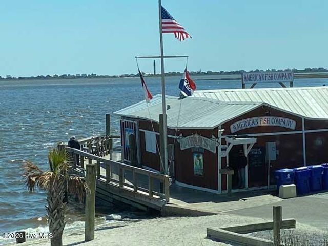 301 E Moore Street, Southport, NC 28461