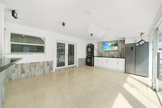 845 NW 2nd St, Florida City, FL 33034