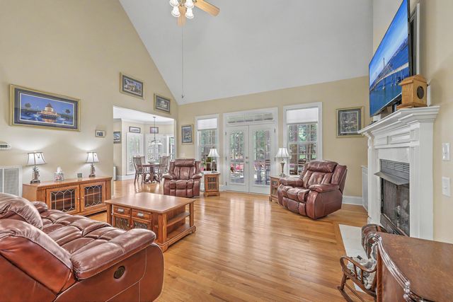 8781 Herons Walk, North Charleston, SC 29420