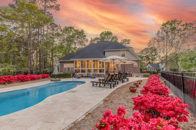 8781 Herons Walk, North Charleston, SC 29420