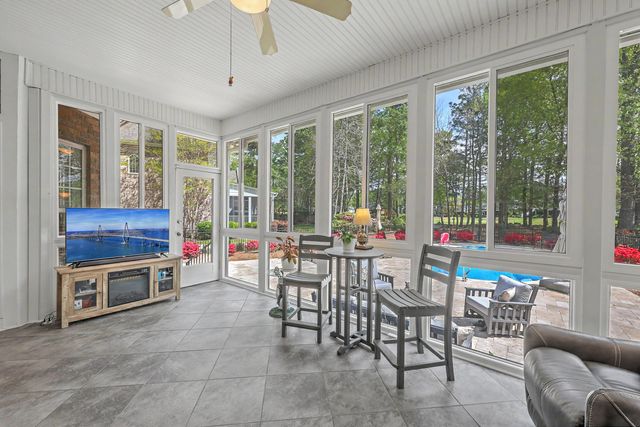 8781 Herons Walk, North Charleston, SC 29420