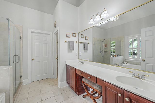 8781 Herons Walk, North Charleston, SC 29420