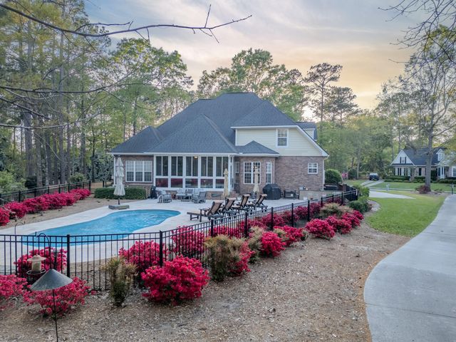 8781 Herons Walk, North Charleston, SC 29420