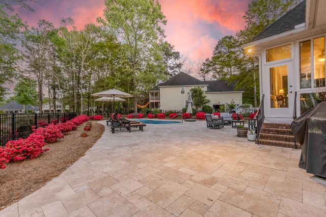 8781 Herons Walk, North Charleston, SC 29420