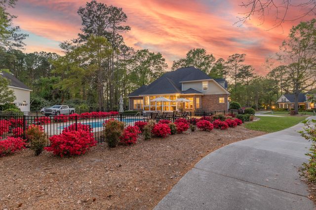 8781 Herons Walk, North Charleston, SC 29420