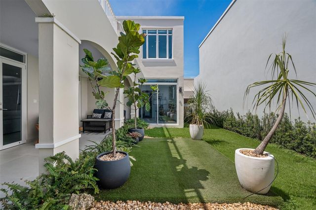 25 CALLE TURQUOISE, Vega Alta, PR 00692