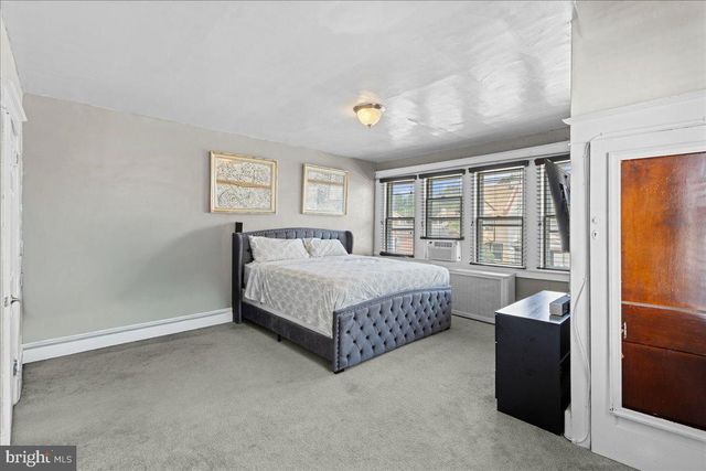 326 E SANGER ST, Philadelphia, PA 19120