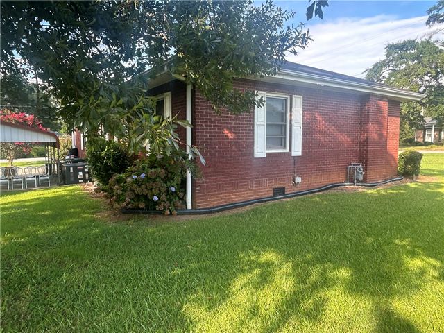 602 Sherwood Avenue, Honea Path, SC 29654
