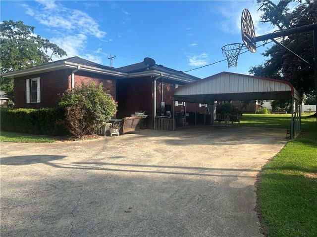 602 Sherwood Avenue, Honea Path, SC 29654