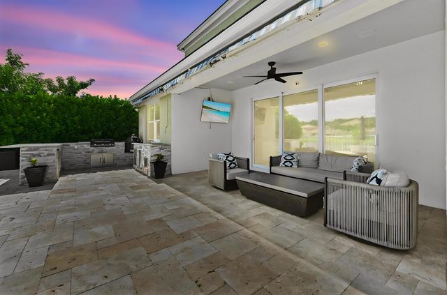 9526 Wrangler Drive, Lake Worth, FL 33467