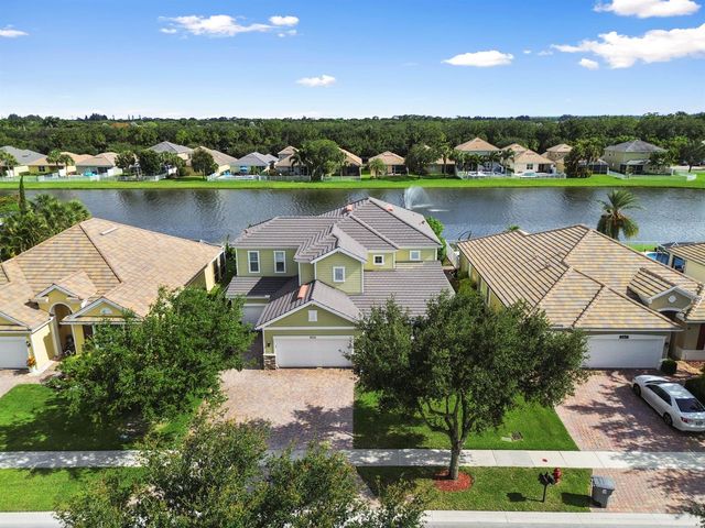 9526 Wrangler Drive, Lake Worth, FL 33467
