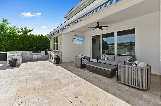 9526 Wrangler Drive, Lake Worth, FL 33467