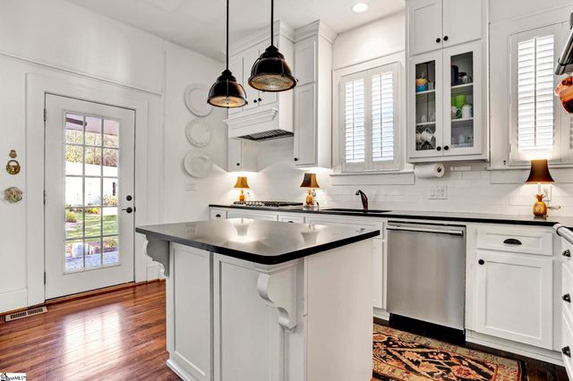 1008 W Poinsett Street, Greer, SC 29650